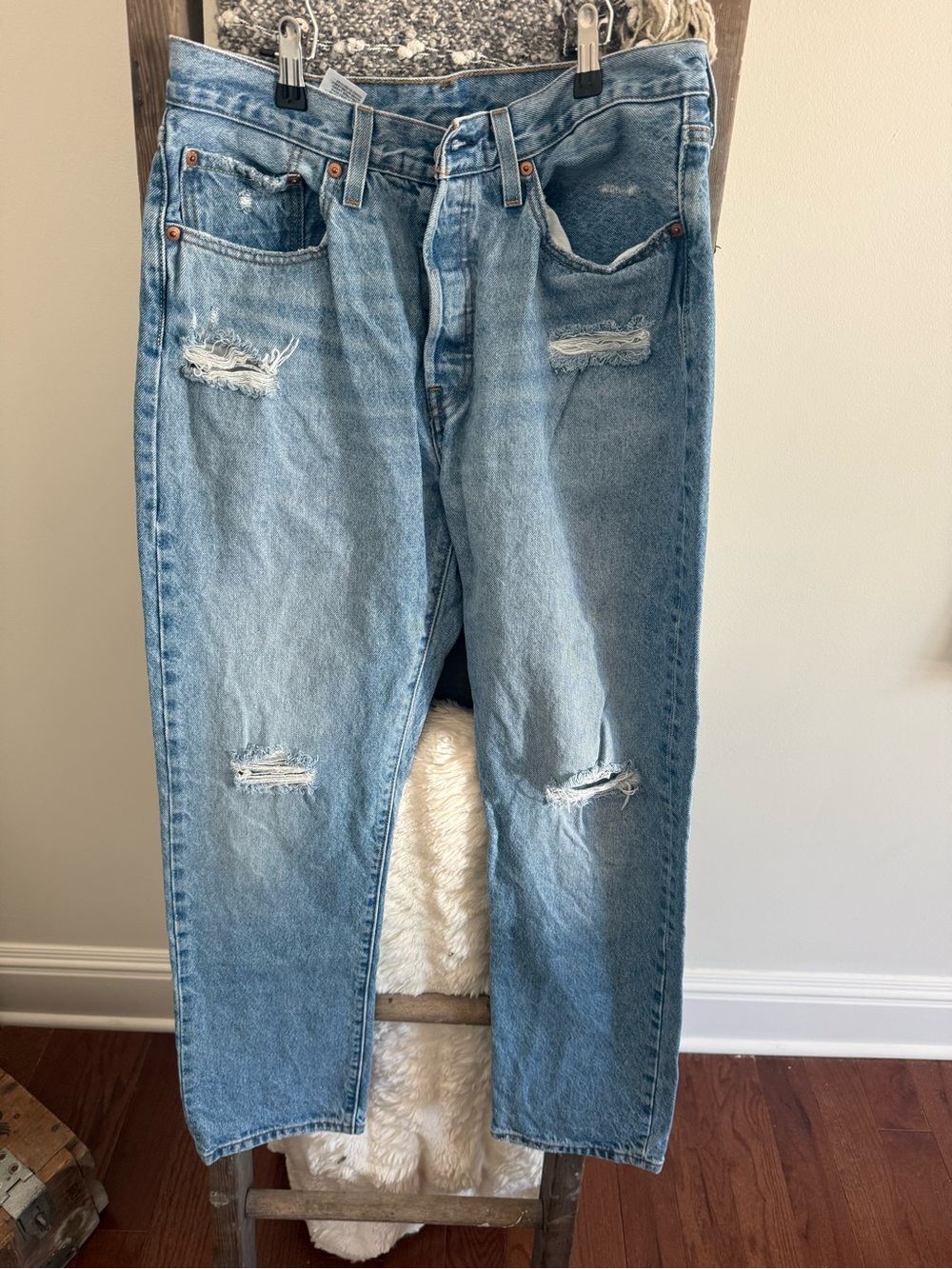 Levi’s Light Blue Distressed Jeans